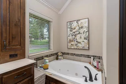 1604 Cimmarron Trl, Tyler, TX 75703 - Photo 23