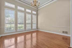 4923 Hallye Ln, Tyler, TX 75703 - Photo 7