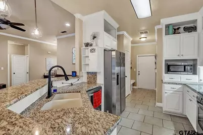 16165 Chris Ln, Tyler, TX 75703 - Photo 5