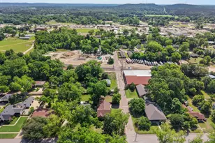 701 N Montgomery St, Gilmer, TX 75644 - Photo 5
