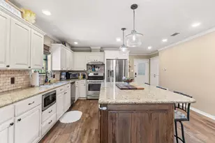 701 N Montgomery St, Gilmer, TX 75644 - Photo 17