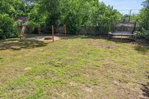701 N Montgomery St, Gilmer, TX 75644 - Photo 7