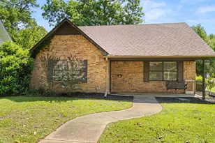 701 N Montgomery St, Gilmer, TX 75644 - Photo 9