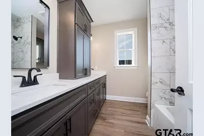 404 Small Oaks Road, Kilgore, TX 75662 - Photo 21
