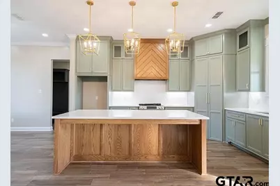 404 Small Oaks Road, Kilgore, TX 75662 - Photo 13