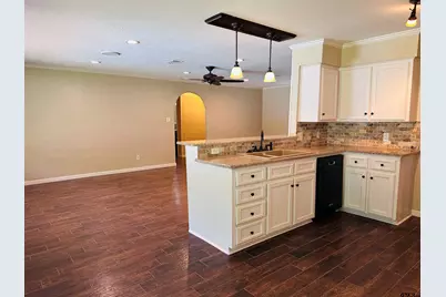 3307 Bogota, Athens, TX 75752 - Photo 7