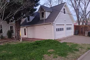 504 N Newsom St, Mineola, TX 75773 - Photo 1