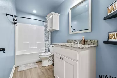 429 Garrett Cir, Winona, TX 75792 - Photo 7