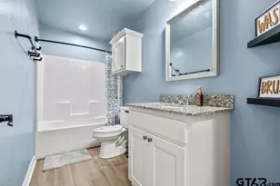 429 Garrett Cir, Winona, TX 75792 - Photo 7
