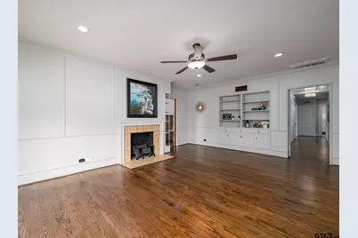 323 West Third, Tyler, TX 75701 - Photo 9