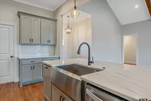 429 Laura Ln, Chandler, TX 75758 - Photo 11