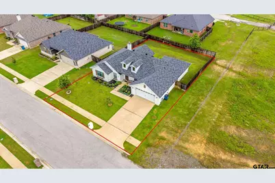 429 Laura Ln, Chandler, TX 75758 - Photo 35