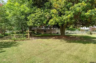 1629* 1/2 Quevado, Jacksonville, TX 75766 - Photo 15