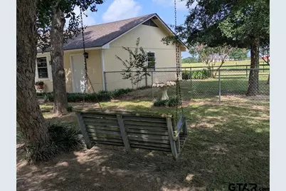 1629* 1/2 Quevado, Jacksonville, TX 75766 - Photo 13