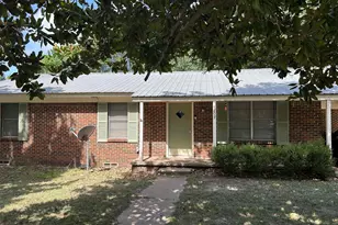 207 Betts, Lindale, TX 75771 - Photo 3