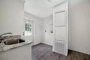 350 Co Rd 3911, Jacksonville, TX 75766 - Photo 23
