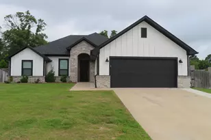 403 Deer Pt Cv, Chandler, TX 75758 - Photo 1