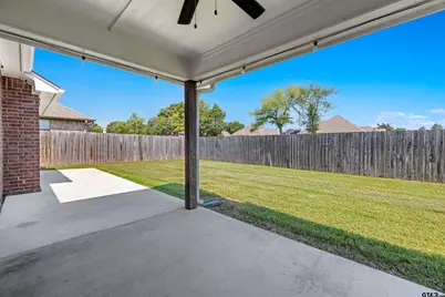 411 Harrell, Chandler, TX 75758 - Photo 11