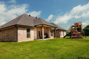 102 Oak Trail Creek, Kilgore, TX 75662 - Photo 3