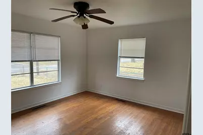 301 S Howison, Bogata, TX 75417 - Photo 7