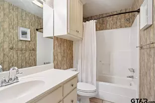 1876 Cedar Spur, Tyler, TX 75703 - Photo 35