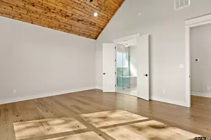 22405 Blue Water Rd, Chandler, TX 75758 - Photo 17