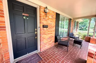 926 Circle Dr, Jacksonville, TX 75766 - Photo 3
