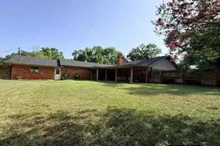 926 Circle Dr, Jacksonville, TX 75766 - Photo 43