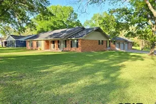 926 Circle Dr, Jacksonville, TX 75766 - Photo 1