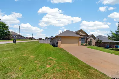 964 Redbud Ln, Bullard, TX 75757 - Photo 3