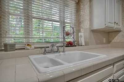 608 E 5th Street, Tyler, TX 75701 - Photo 23