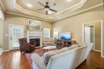 104 Charles, Lindale, TX 75771 - Photo 3