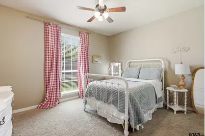 104 Charles, Lindale, TX 75771 - Photo 15