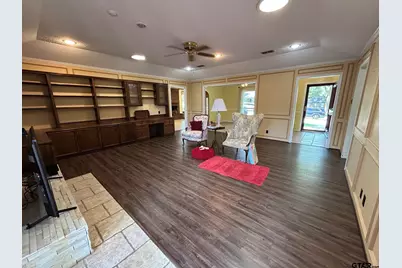 808 Elaine Dr, Tyler, TX 75703 - Photo 9