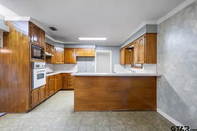 1208 N St. Mary St., Carthage, TX 75633 - Photo 15