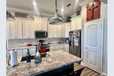 1491 Hopson Drive, Athens, TX 75752 - Photo 11