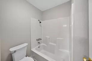 913 Christopher Dr, Whitehouse, TX 75791 - Photo 17