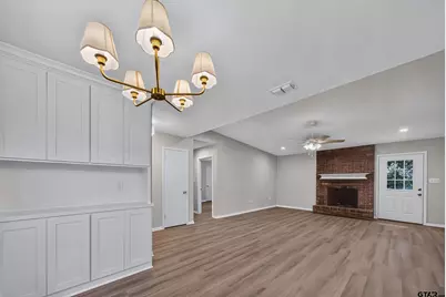 913 Christopher Drive, Whitehouse, TX 75791 - Photo 5