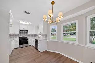 913 Christopher Dr, Whitehouse, TX 75791 - Photo 9