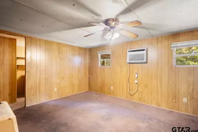 562 County Road 4204, Jacksonville, TX 75766 - Photo 11