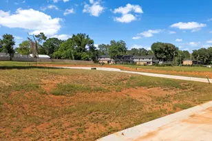 504 Driftwood Cir, Troup, TX 75789 - Photo 1