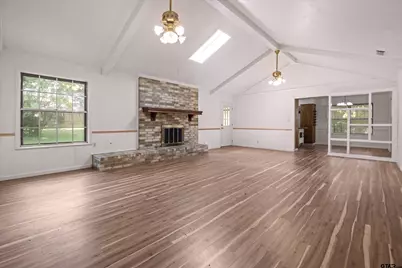 3833 Wakefield, Tyler, TX 75701 - Photo 3