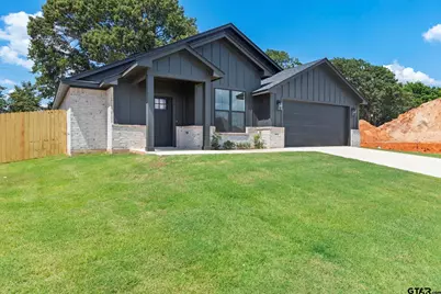 16522 Crossing Circle, Lindale, TX 75771 - Photo 3