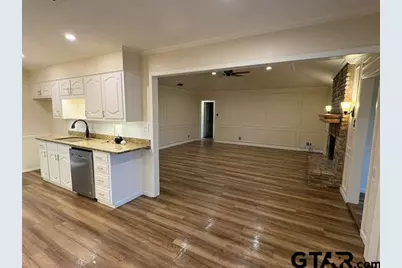 4916 Pine Knoll Drive, Tyler, TX 75703 - Photo 13