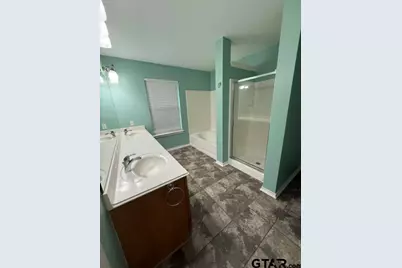 625 Winding Brook Lane, Tyler, TX 75703 - Photo 13