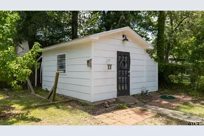 225 Powell Drive, Tyler, TX 75703 - Photo 41