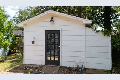 225 Powell Drive, Tyler, TX 75703 - Photo 39