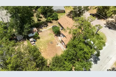 225 Powell Drive, Tyler, TX 75703 - Photo 43