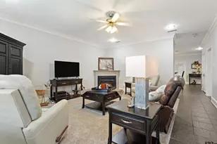 1837 Hollylake Cir, Tyler, TX 75703 - Photo 7