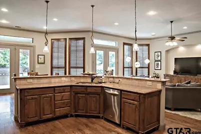 4700 Stonebridge Lane, Athens, TX 75751 - Photo 5